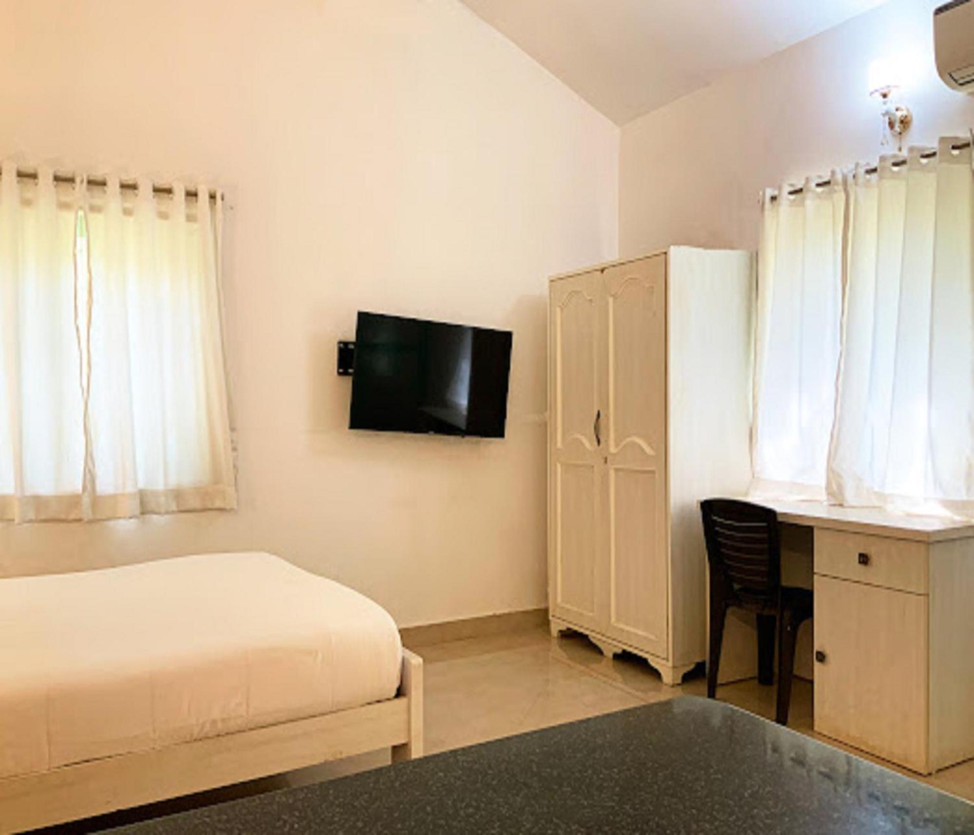 Lar Amorosa Boutique Hotel - Goa Calangute Exteriér fotografie