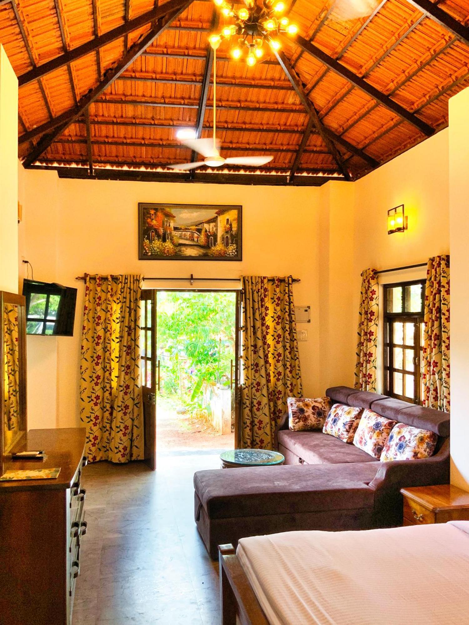 Lar Amorosa Boutique Hotel - Goa Calangute Exteriér fotografie