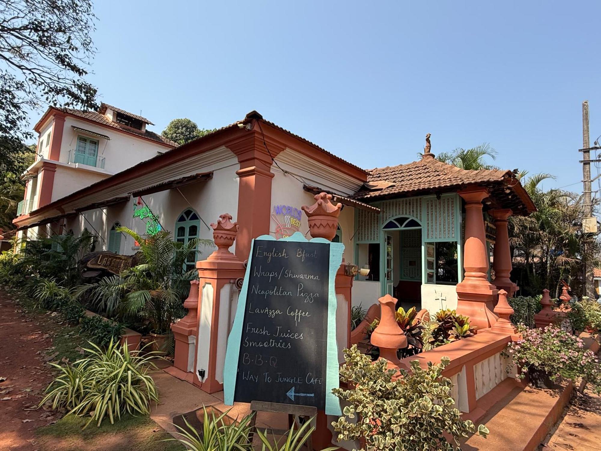 Lar Amorosa Boutique Hotel - Goa Calangute Exteriér fotografie