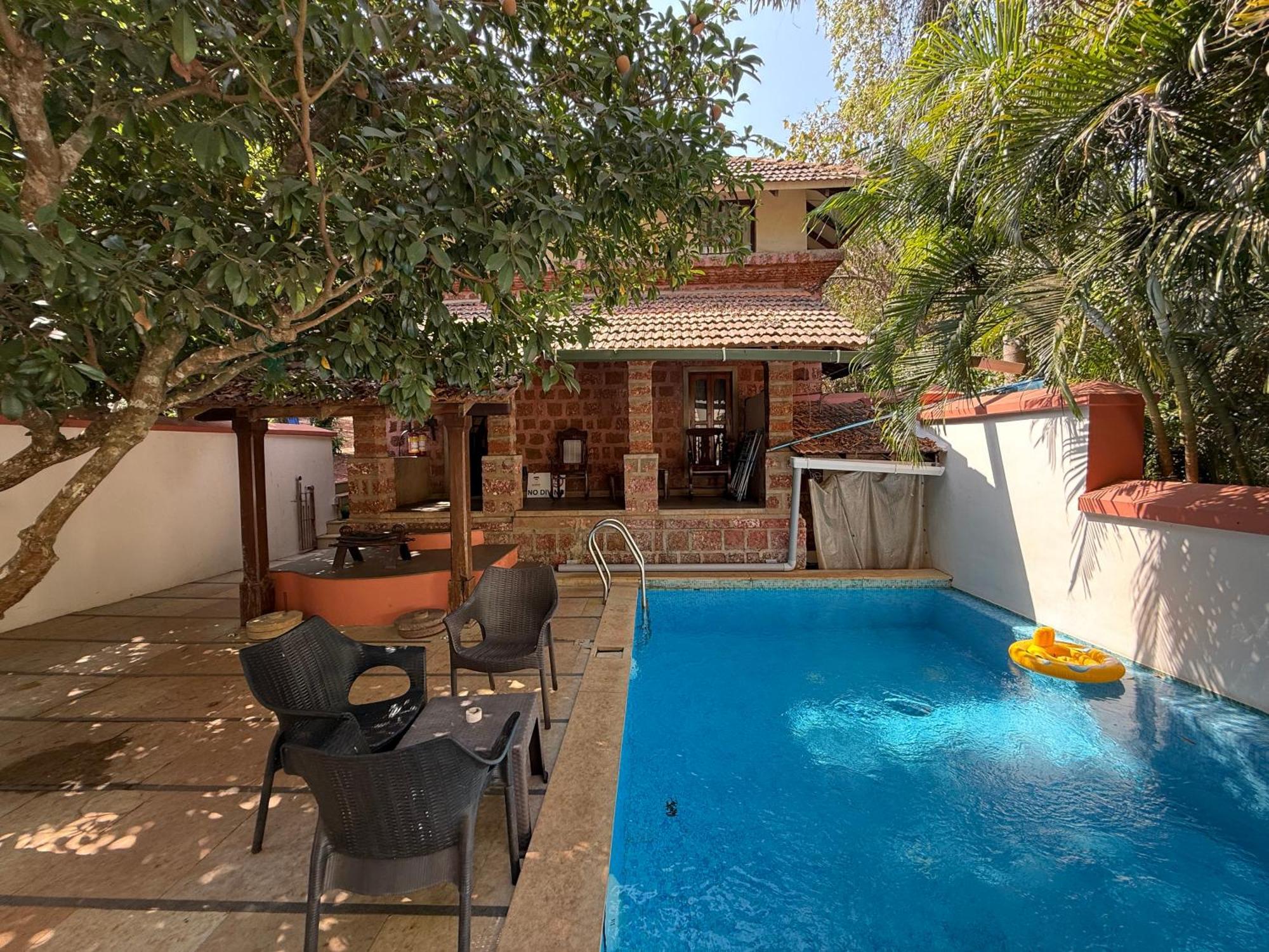 Lar Amorosa Boutique Hotel - Goa Calangute Exteriér fotografie